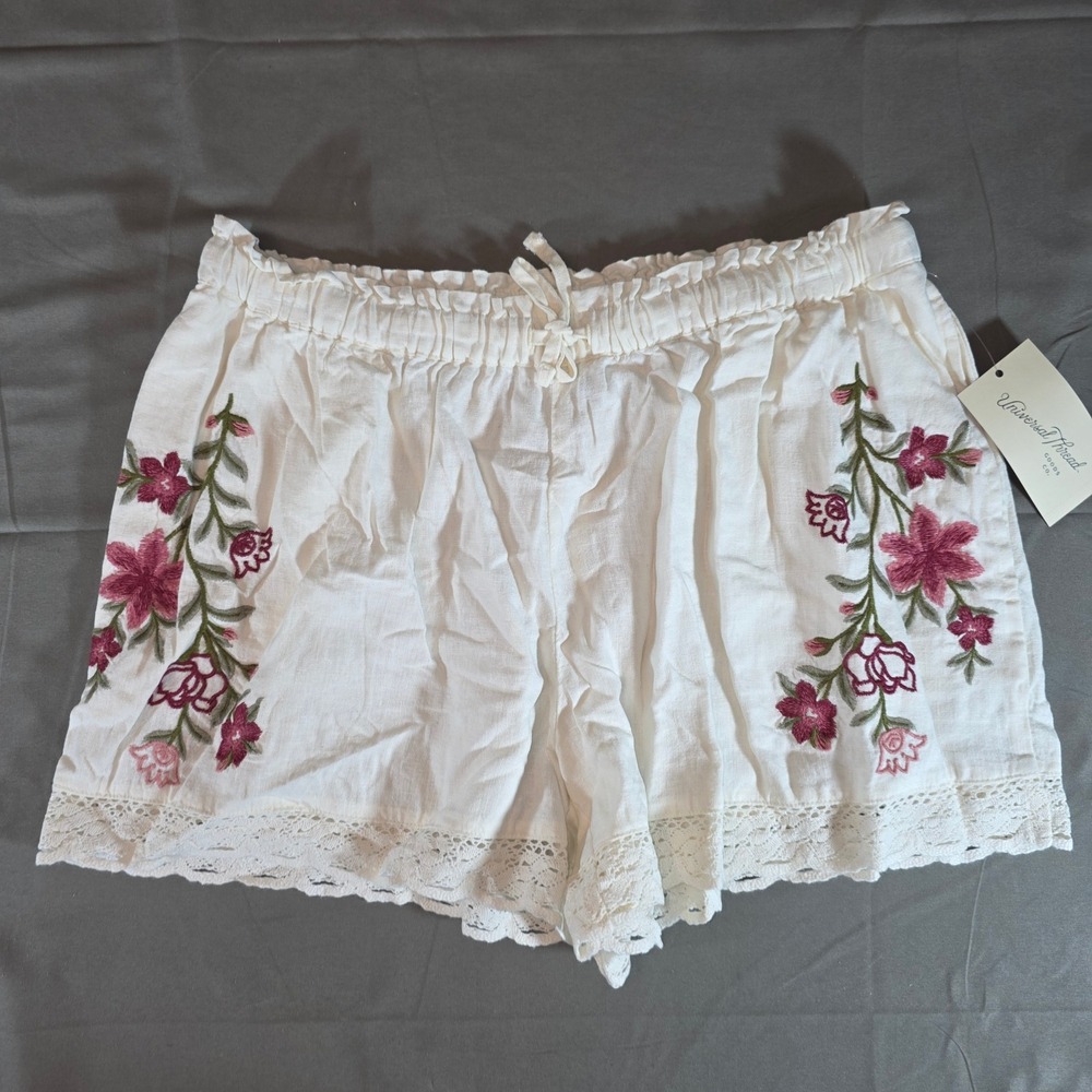 Universal Thread Off White Floral Embroidered Linen Blend Lace Trim Shorts M